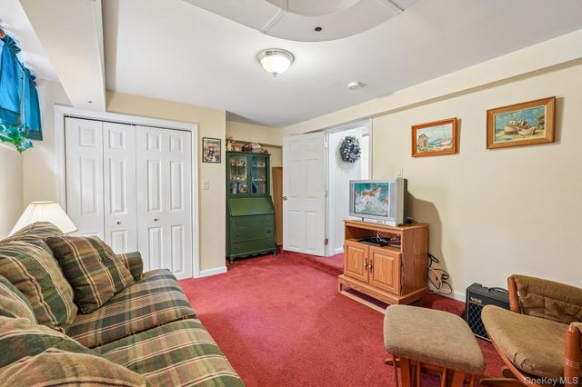 105 Hildreth Place, Yonkers, NY 10704