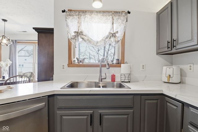 7144 Sunset Point Drive, Indianapolis, IN 46259