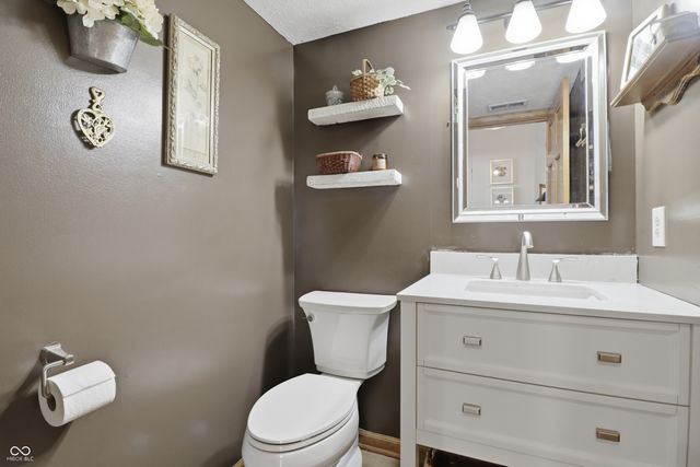 7144 Sunset Point Drive, Indianapolis, IN 46259