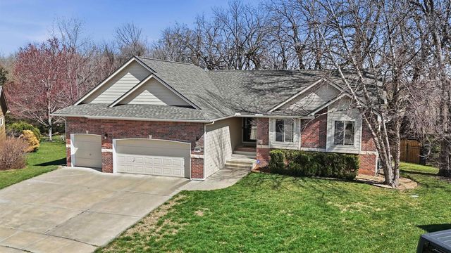 4844 N Steeds Crossing Cir, Park City, KS 67219