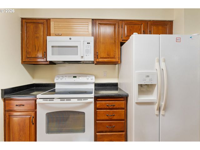 15260 Ne COUCH Ct, Portland, OR 97230