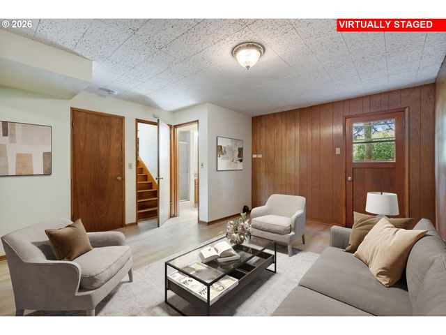 15260 Ne COUCH Ct, Portland, OR 97230