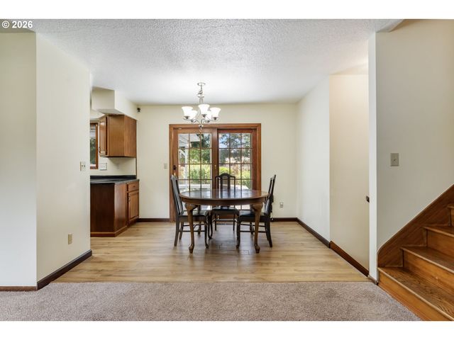 15260 Ne COUCH Ct, Portland, OR 97230