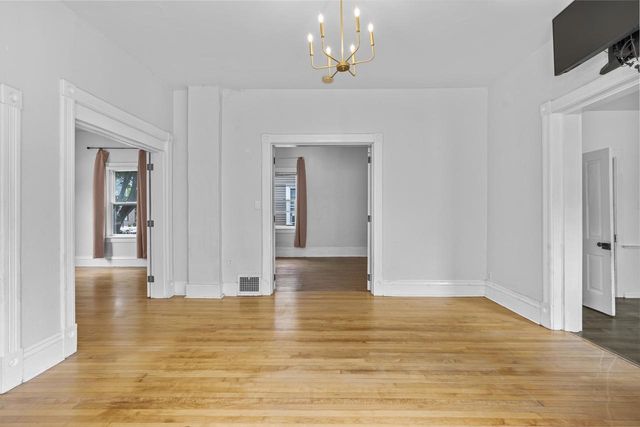 1168 E WALNUT STREET, Green Bay, WI 54301