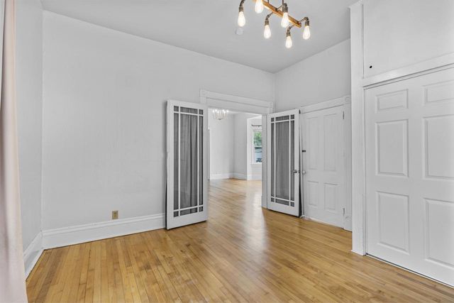 1168 E WALNUT STREET, Green Bay, WI 54301