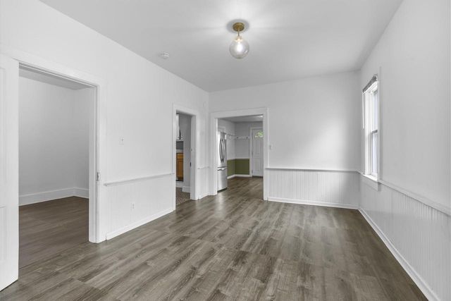 1168 E WALNUT STREET, Green Bay, WI 54301