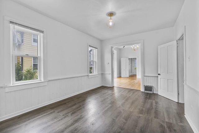 1168 E WALNUT STREET, Green Bay, WI 54301