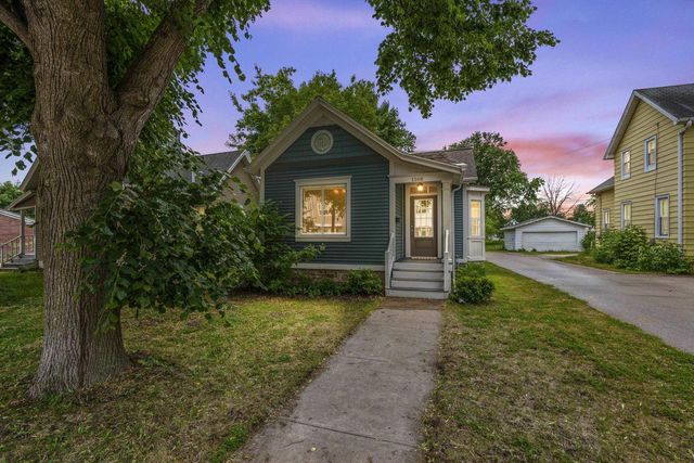 1168 E WALNUT STREET, Green Bay, WI 54301