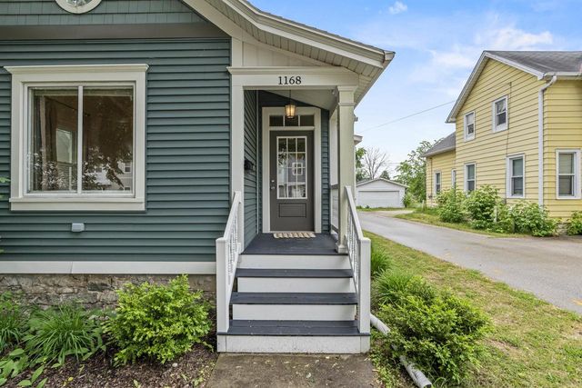 1168 E WALNUT STREET, Green Bay, WI 54301