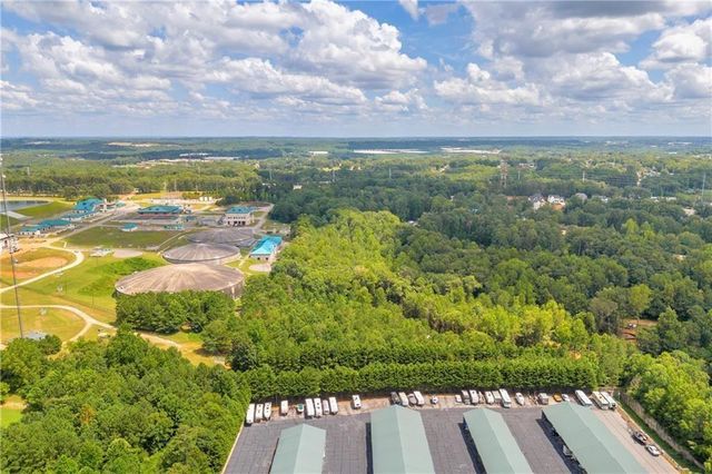5561 Shadburn Ferry Road, Buford, GA 30518