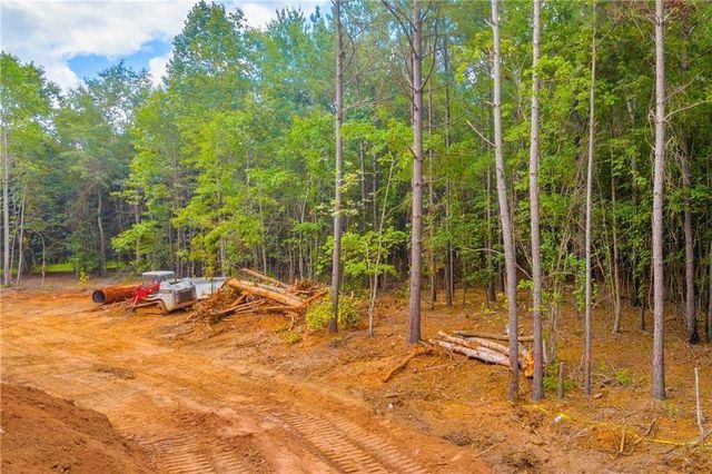 5561 Shadburn Ferry Road, Buford, GA 30518
