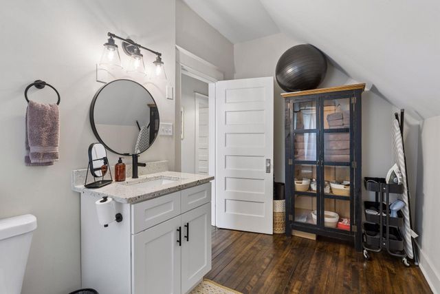 310 E 22nd Street, Minneapolis, MN 55404