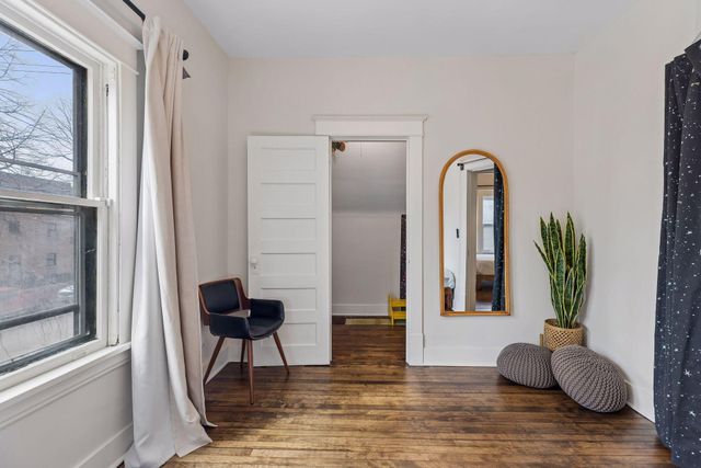 310 E 22nd Street, Minneapolis, MN 55404