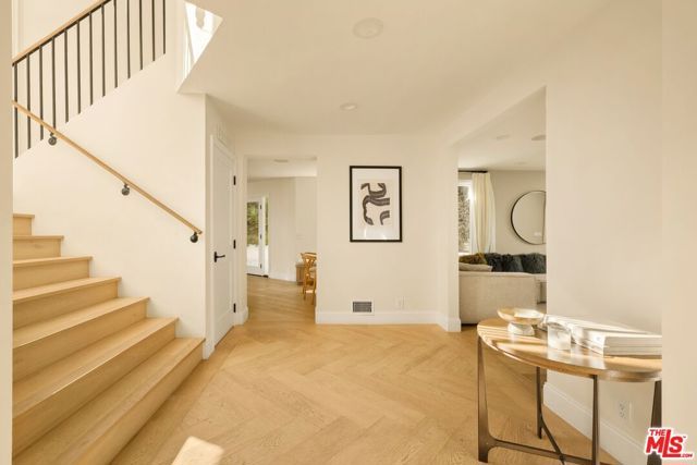 9105 Cordell Drive, Los Angeles, CA 90069