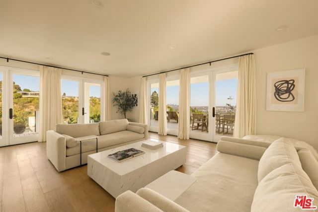 9105 Cordell Drive, Los Angeles, CA 90069