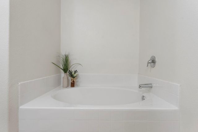 9159 Nina Road, Conroe, TX 77304