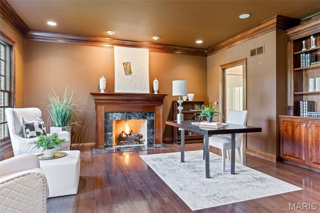 29 Muirfield Lane, Town And Country, MO 63141
