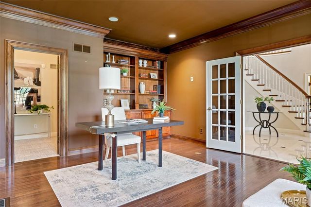 29 Muirfield Lane, Town And Country, MO 63141