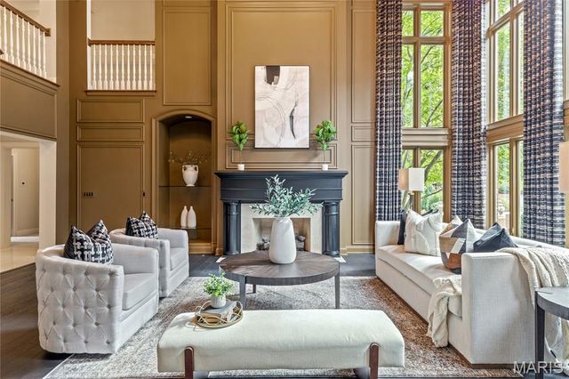 29 Muirfield Lane, Town And Country, MO 63141