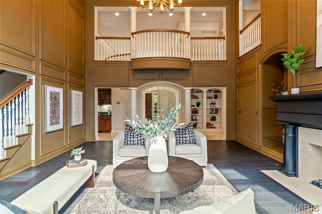 29 Muirfield Lane, Town And Country, MO 63141