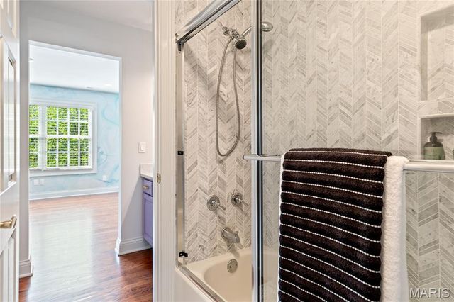 29 Muirfield Lane, Town And Country, MO 63141