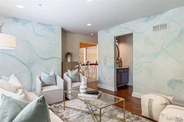 29 Muirfield Lane, Town And Country, MO 63141