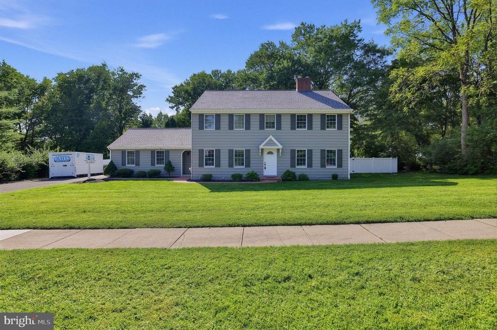 597 BARN DR, YARDLEY, PA 19067 — exterior