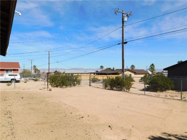 5415 Cahuilla, 29 Palms, CA 92277