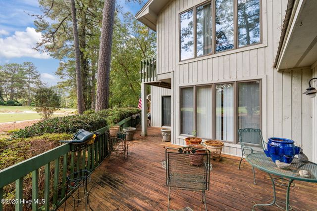 4 Inverness Place, Pinehurst, NC 28374