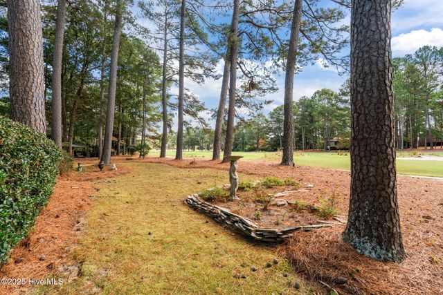4 Inverness Place, Pinehurst, NC 28374