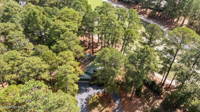 4 Inverness Place, Pinehurst, NC 28374
