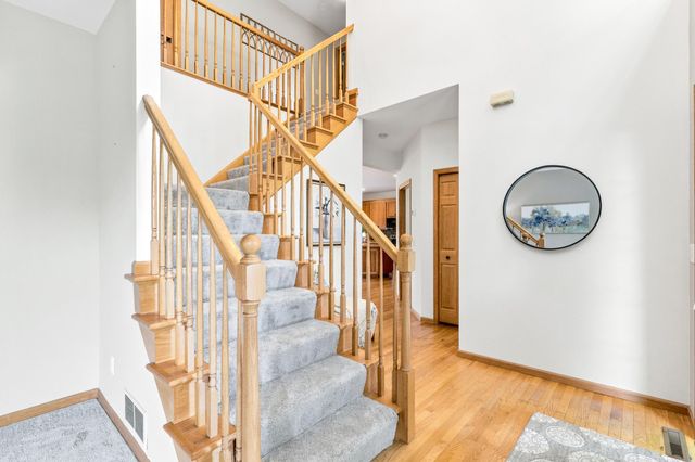 9082 Glenborough Drive, Elko New Market, MN 55020