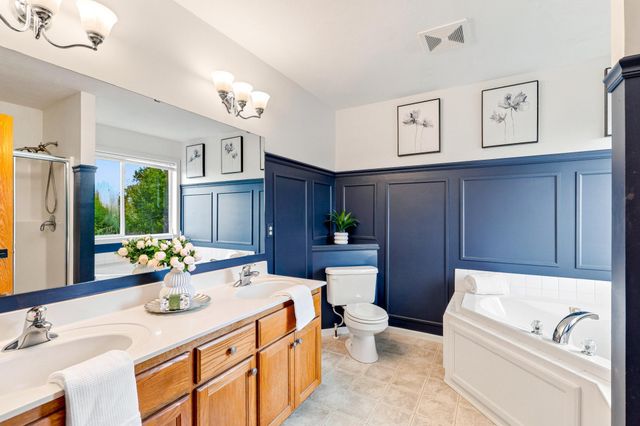 9082 Glenborough Drive, Elko New Market, MN 55020