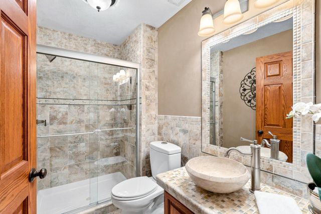 9082 Glenborough Drive, Elko New Market, MN 55020