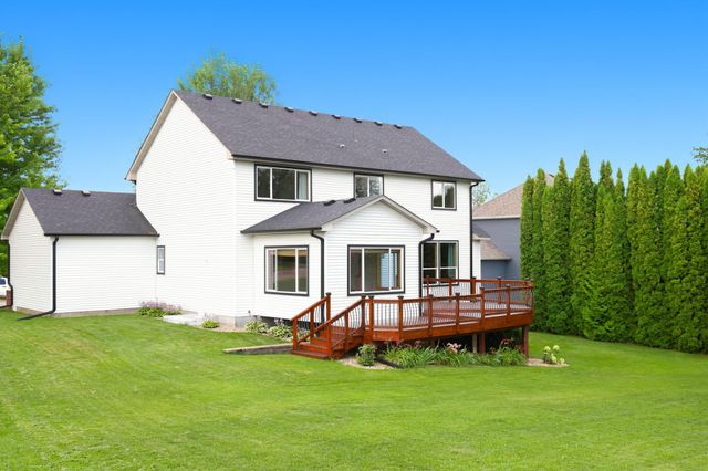 9082 Glenborough Drive, Elko New Market, MN 55020