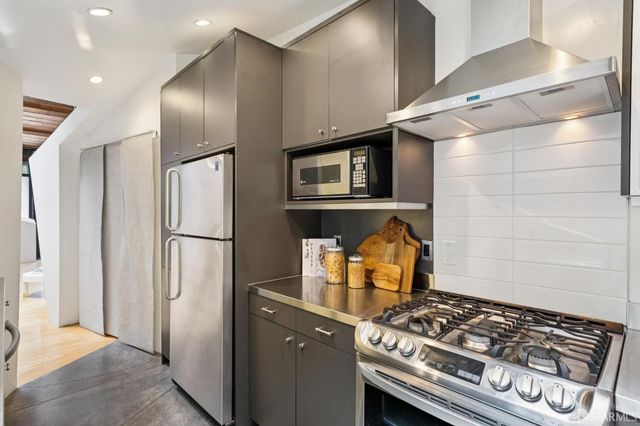 3132 Laguna Street, San Francisco, CA 94123
