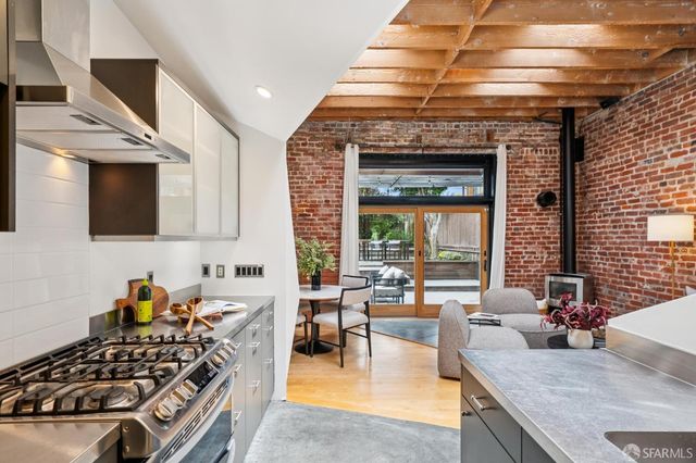 3132 Laguna Street, San Francisco, CA 94123