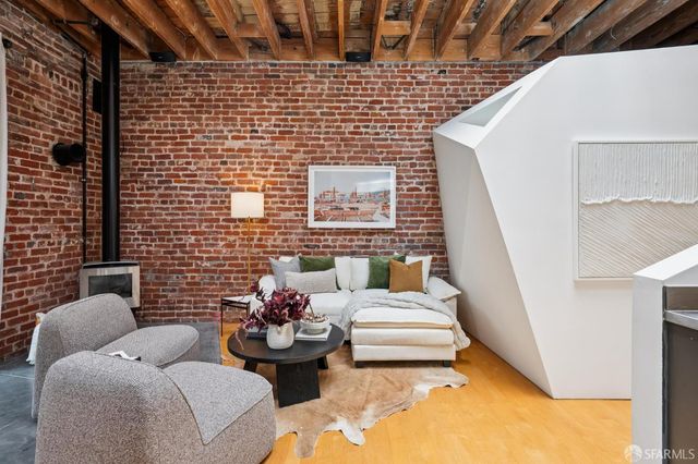 3132 Laguna Street, San Francisco, CA 94123