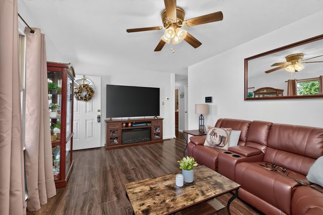 916 Hickory Hill Drive, Nicholasville, KY 40356