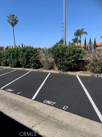 21662 Brookhurst, Huntington Beach, CA 92646