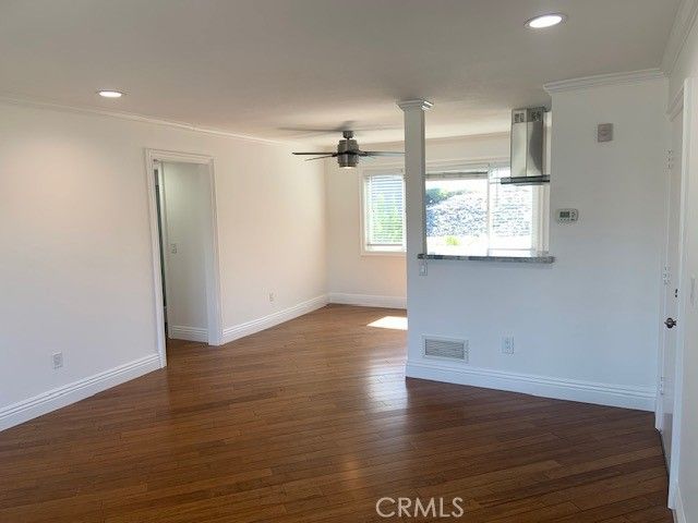21662 Brookhurst, Huntington Beach, CA 92646
