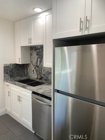 21662 Brookhurst, Huntington Beach, CA 92646