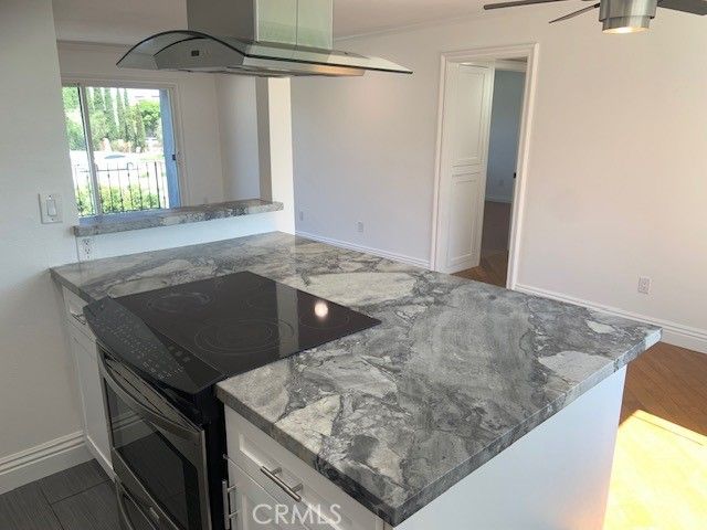 21662 Brookhurst, Huntington Beach, CA 92646