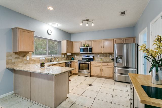 307 Pointer Place, Arlington, TX 76002