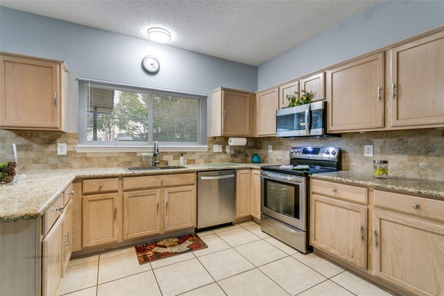 307 Pointer Place, Arlington, TX 76002