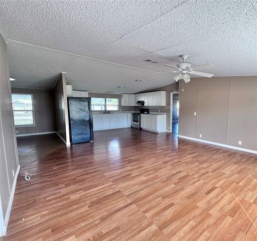 4300 MEADOW RIDGE AVENUE, Mulberry, FL 33860