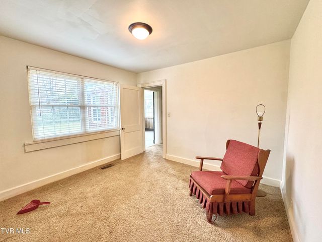 123 Randolph Avenue, Jonesville, VA 24263