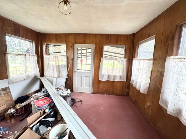 123 Randolph Avenue, Jonesville, VA 24263