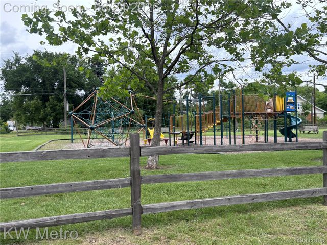 18039 Joann Street, Detroit, MI 48205