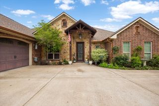 249 Heritage Court, Lindale, TX 75771